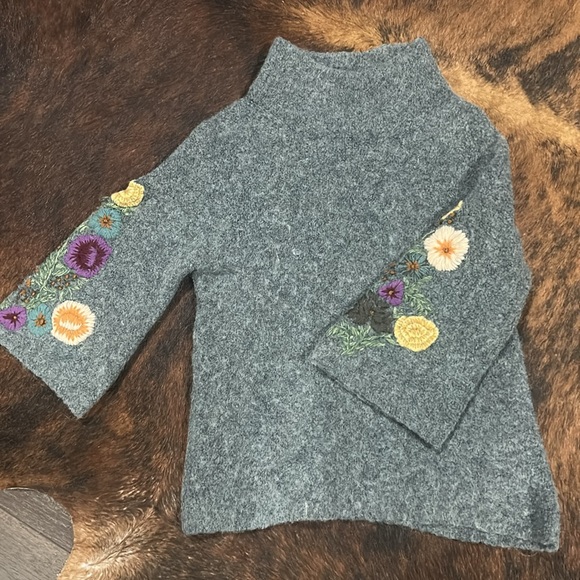 Sleeping On Snow Sweaters - Sleeping on Snow Anthropologie Alpaca/Wool/Mohair Blend Floral Yarn Sweater